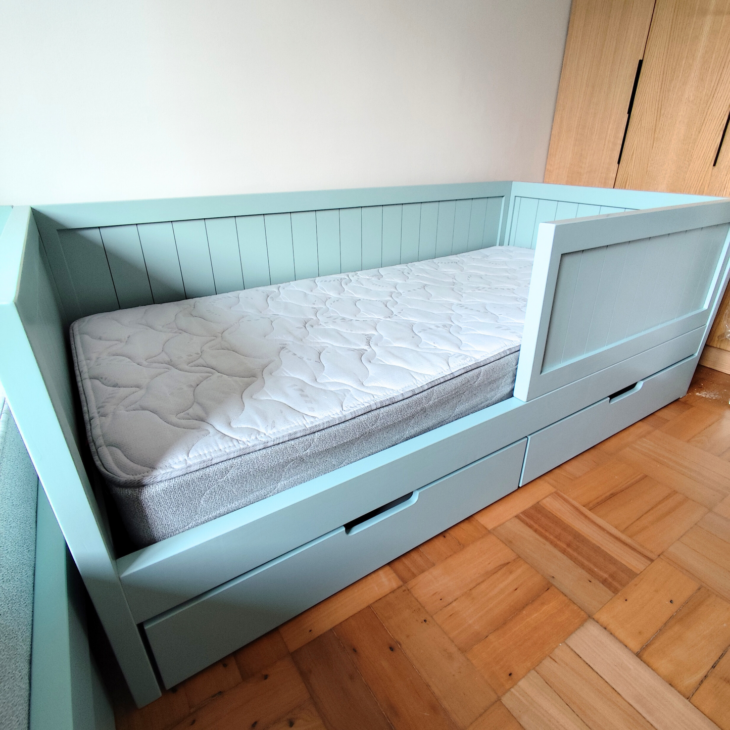 Cama Georgia